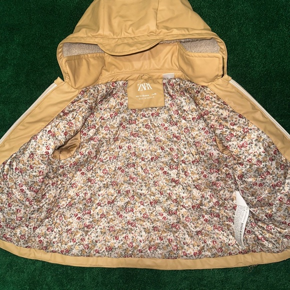 Zara Kids Beige Hooded Raincoat - Picture 2 of 4